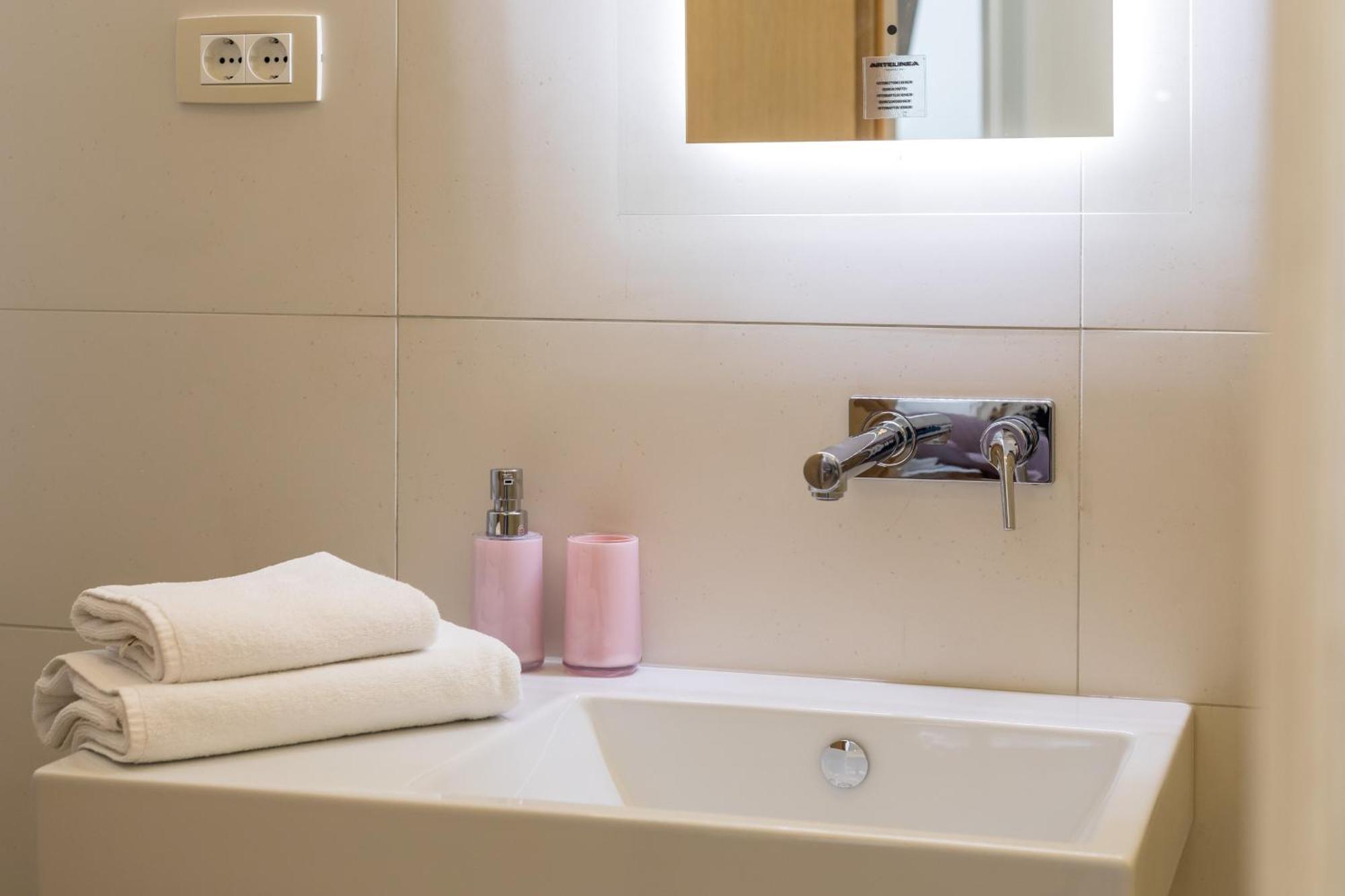 Maniva Old Town Luxury Rooms - Prime Spot By Riva Promenade Split Kültér fotó
