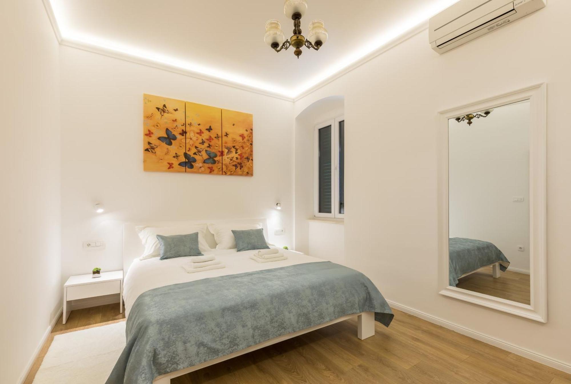 Maniva Old Town Luxury Rooms - Prime Spot By Riva Promenade Split Kültér fotó