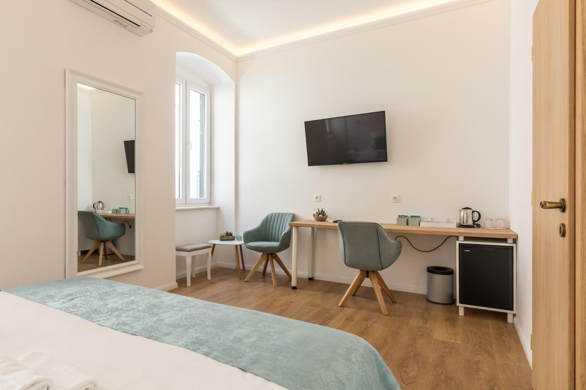 Maniva Old Town Luxury Rooms - Prime Spot By Riva Promenade Split Kültér fotó